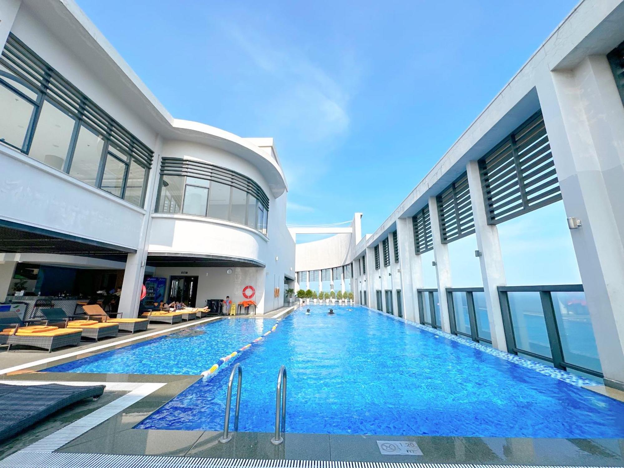 Luxury Apt Opposite Mykhe Beach Da Nang Eksteriør bilde