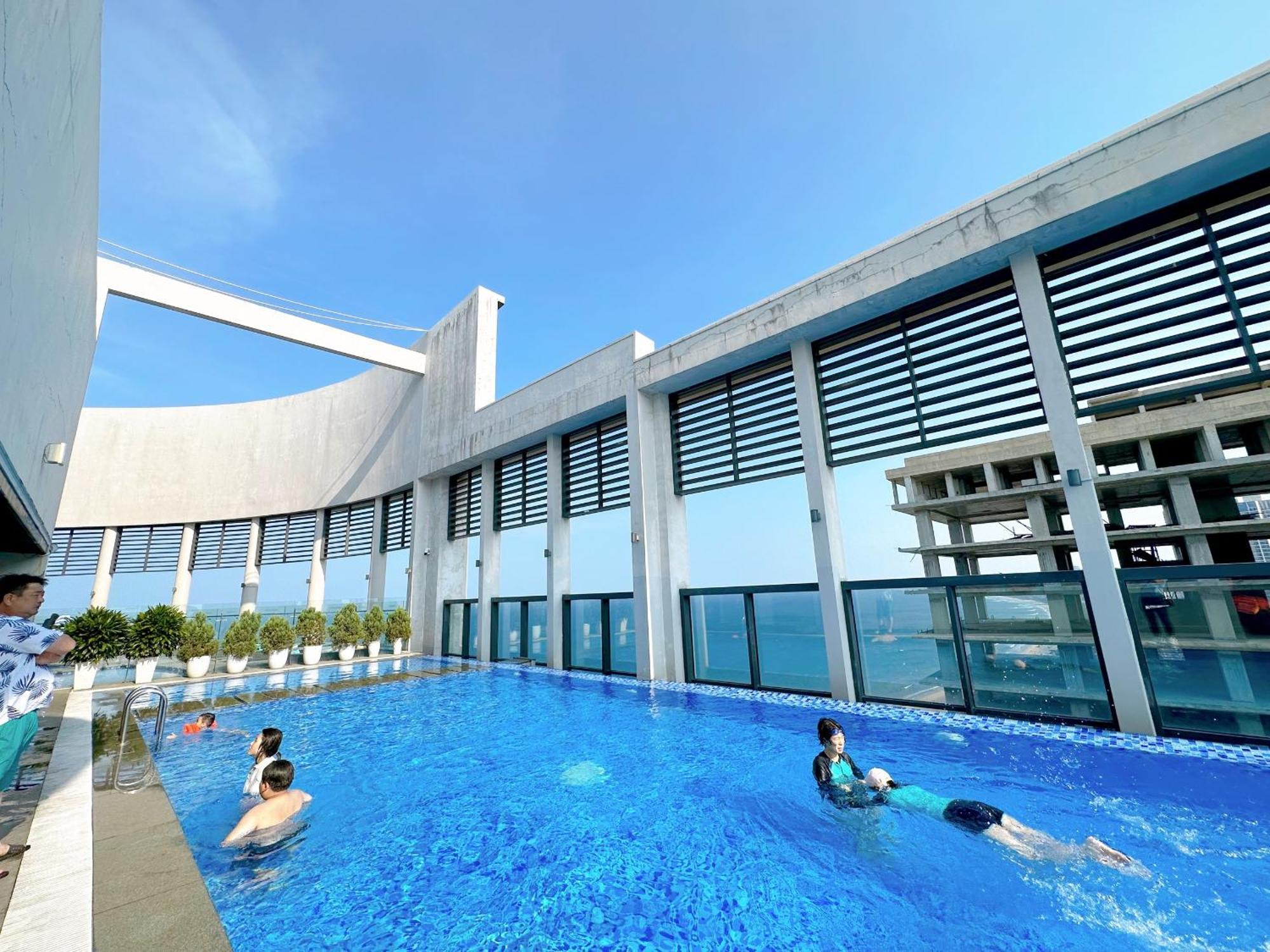 Luxury Apt Opposite Mykhe Beach Da Nang Eksteriør bilde