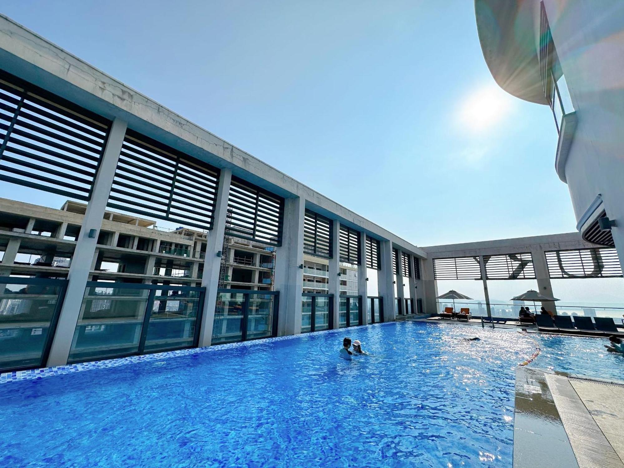 Luxury Apt Opposite Mykhe Beach Da Nang Eksteriør bilde