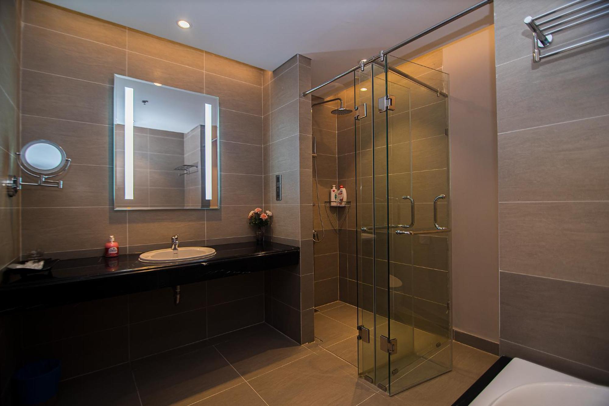 Luxury Apt Opposite Mykhe Beach Da Nang Eksteriør bilde